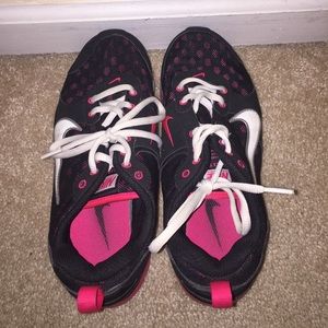 Black and pink nike sneaker